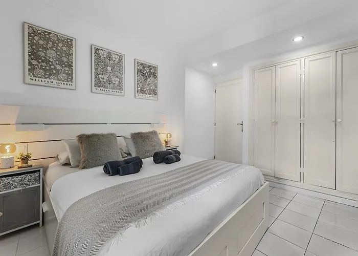 アパート Holyhome Casa Laurane *